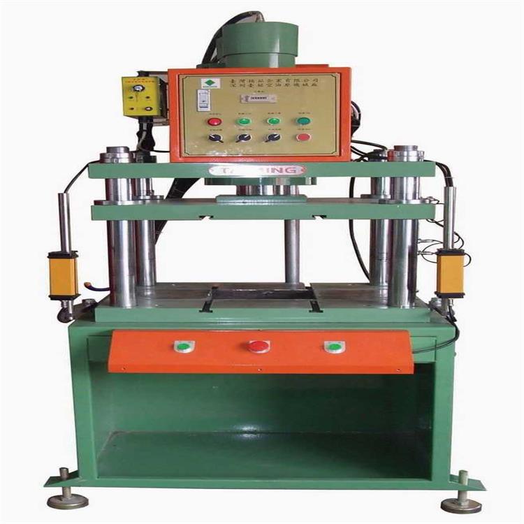 四柱液壓機(jī)廠家