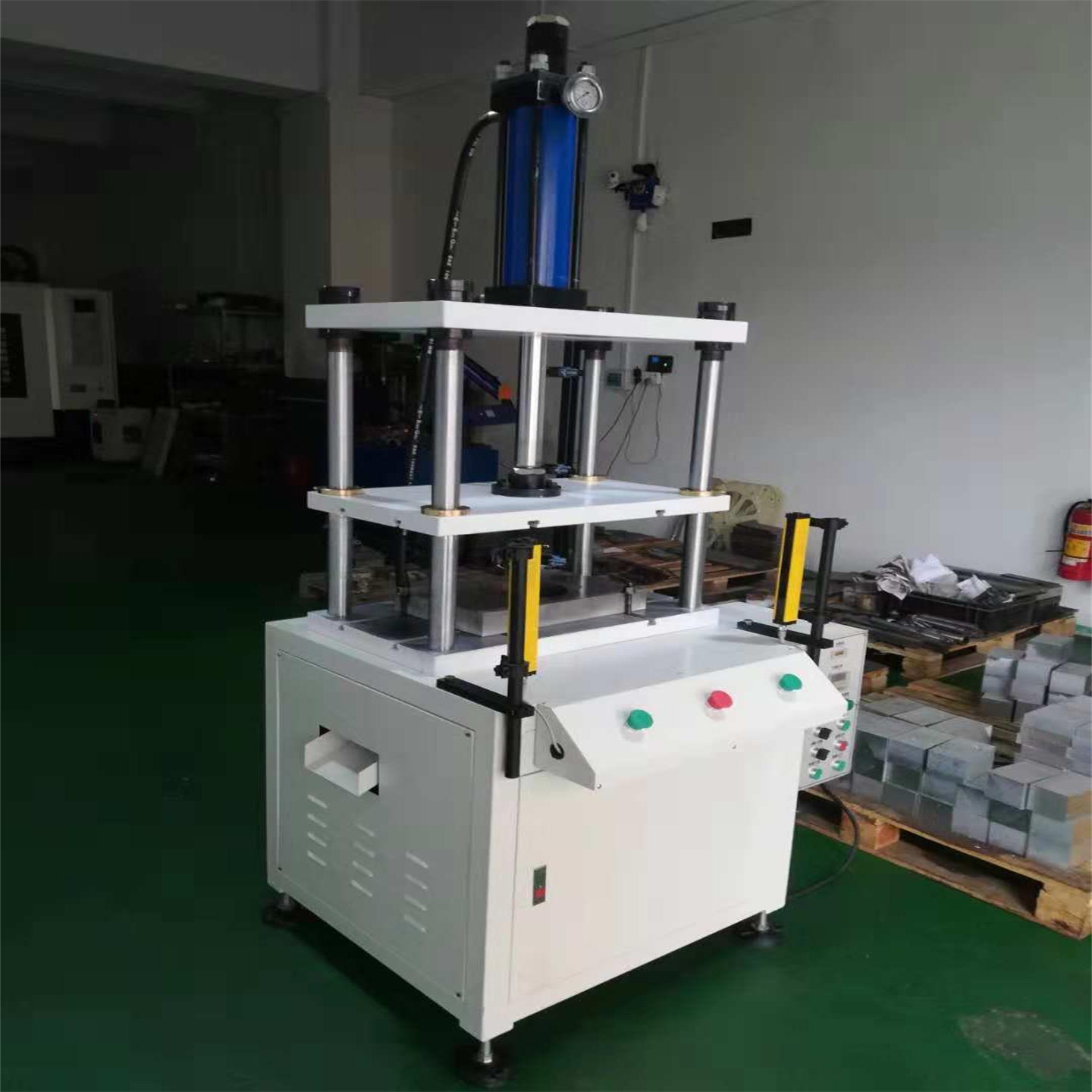 四柱液壓機(jī)廠家